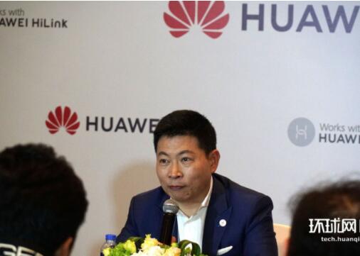 华为余承东：什么都做的公司什么也做不好
